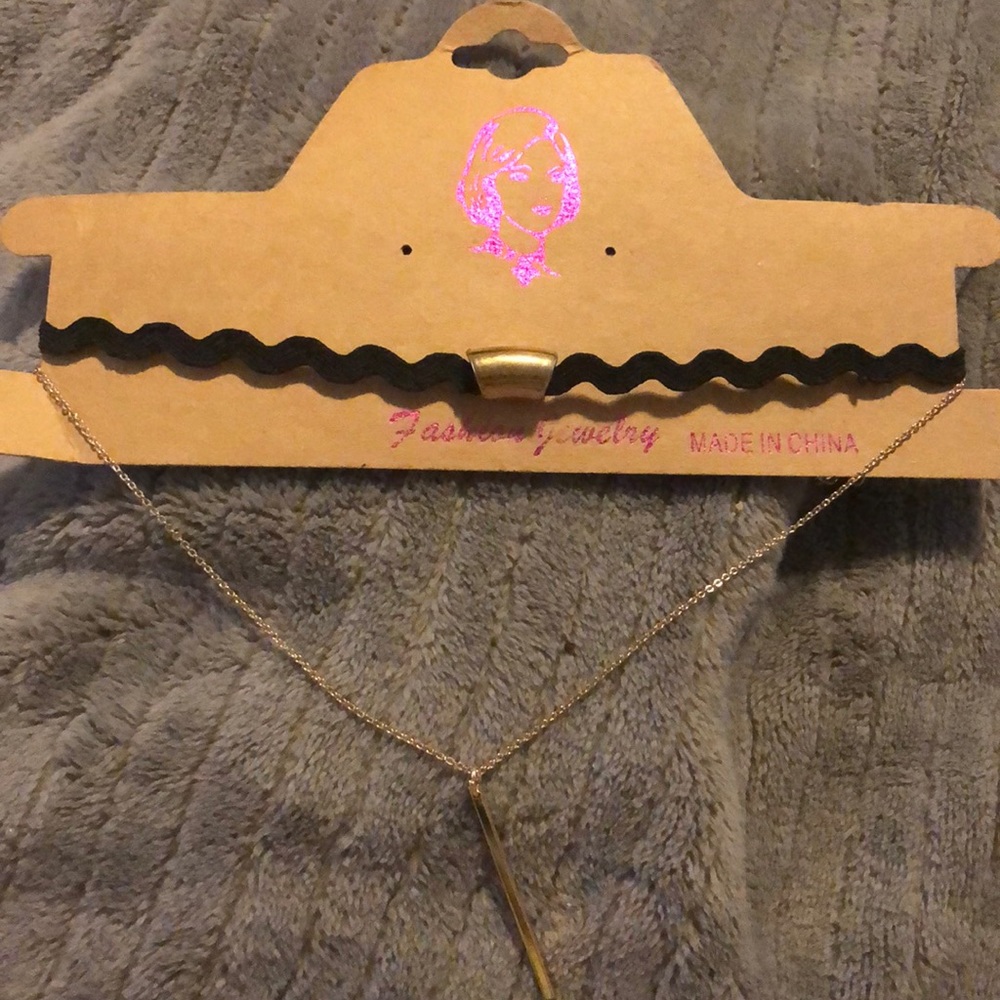 Cute choker with gold